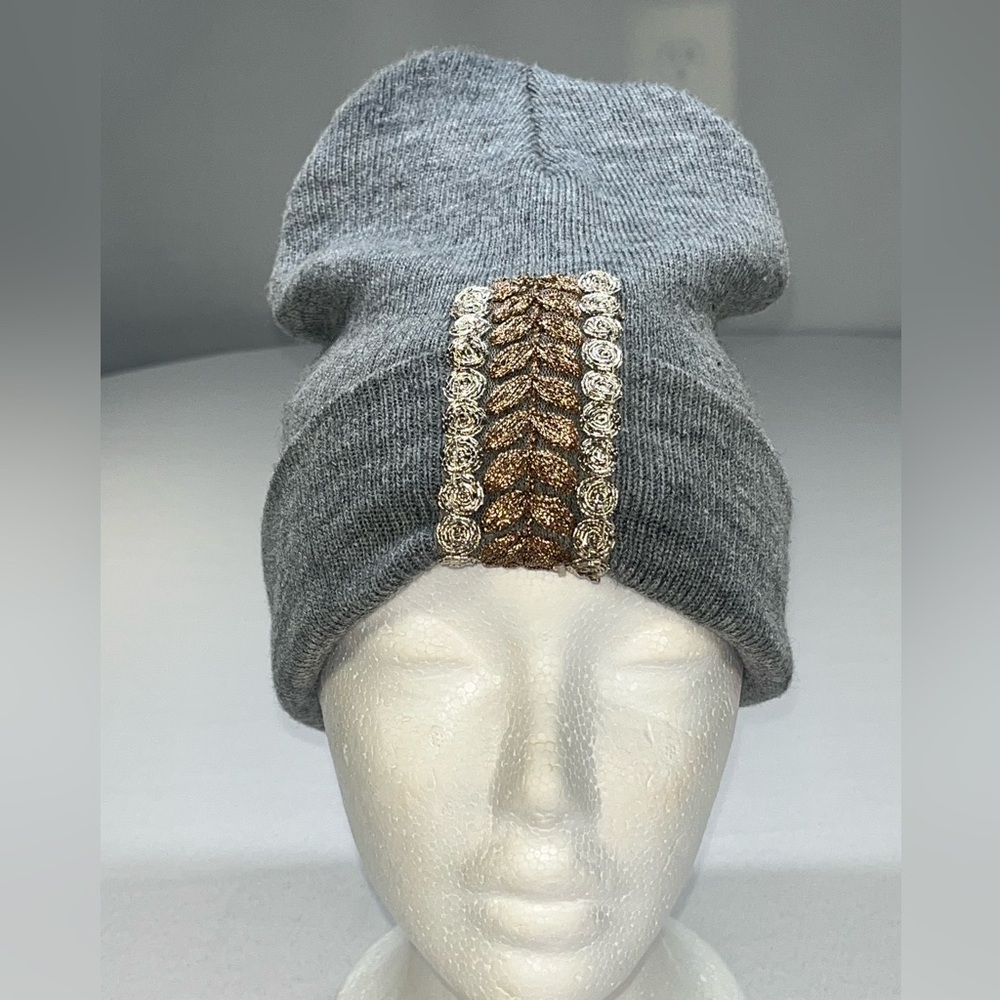 IWEARTHEHEADDRESS Gray Knit Beanie Hat Metallic Gold Silver Leaf Made In Canada
